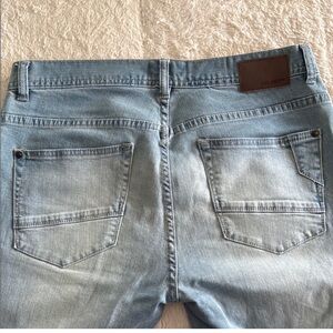 Civil Society Men’s Slim Straight Jeans Light Wash – Size 31